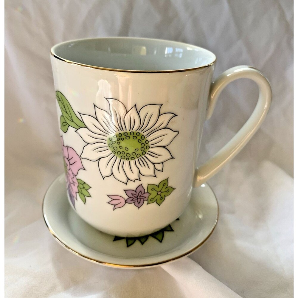 Vintage Daisy Flowers Mug and Saucer Set MCM Creative Japan Tea Cup 2 piece